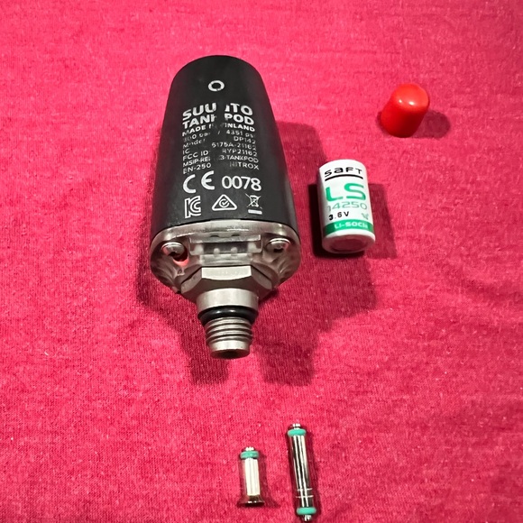 Suunto EON CORE Dive Computer with Pod - Picture 5 of 7